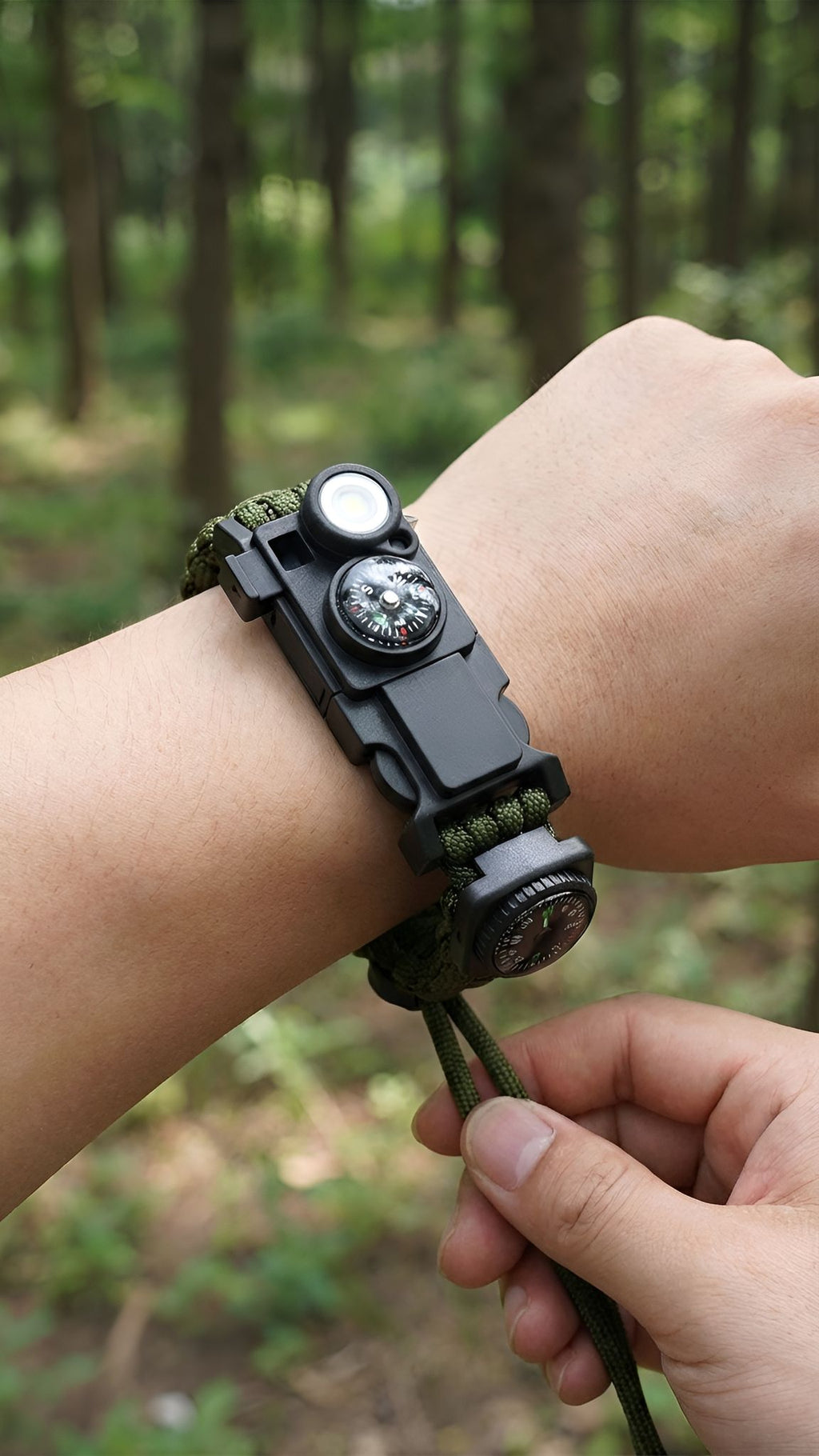 Multi-Functional Survival Bracelet - Outdoor Emergency Tool